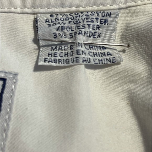 Roper Western Style White Blouse with Flowery Embroidery - Picture 9 of 9